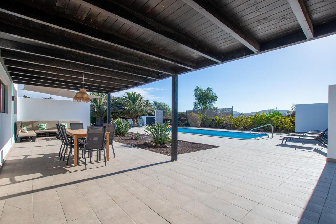 Heated & Shared Pool Villa Matriana 36A, North Shore Villas Lajares Exterior photo